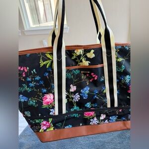 Floral getaway bag